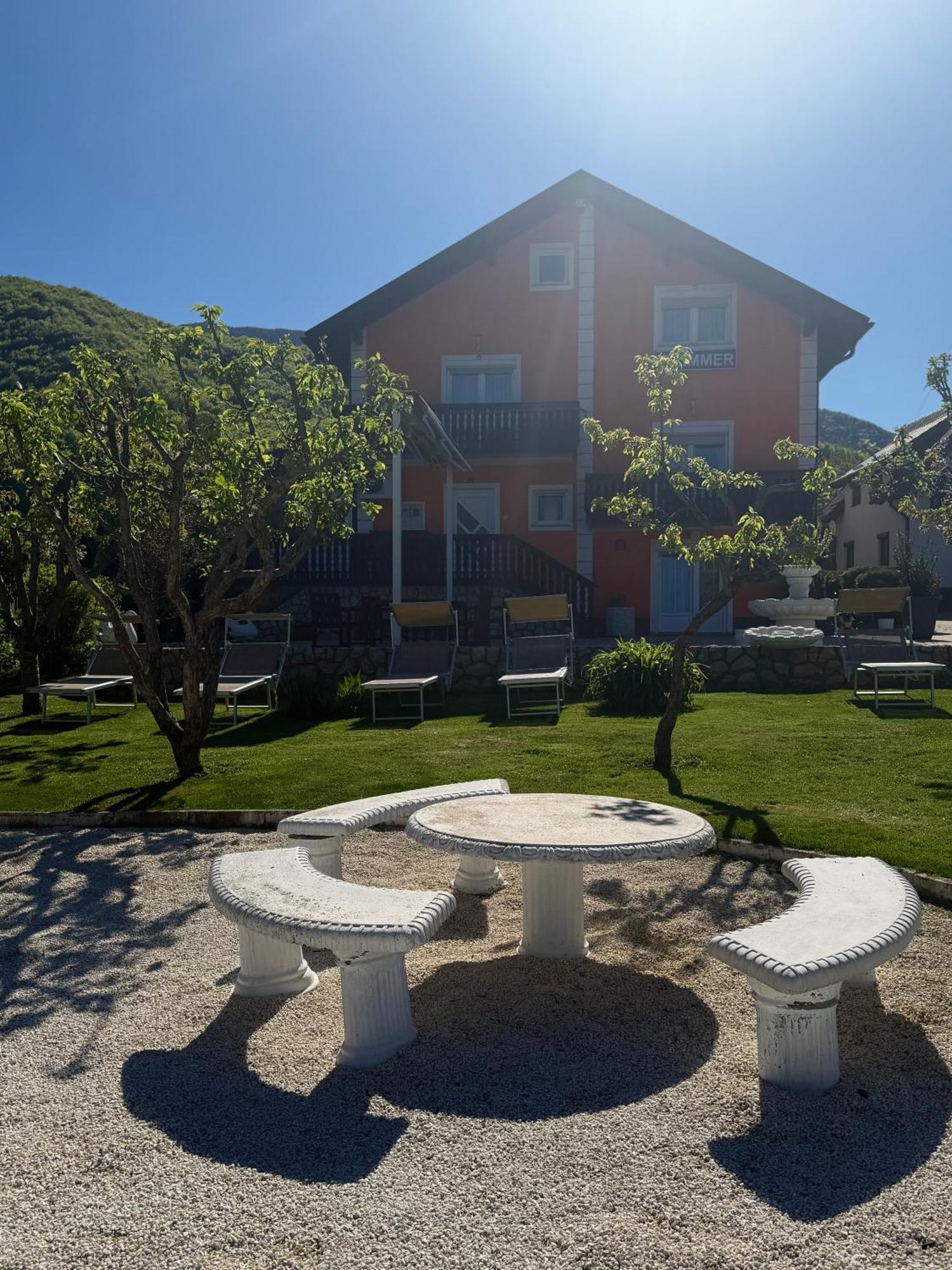 Plitvice Pension Perisic Korenica Zewnętrze zdjęcie